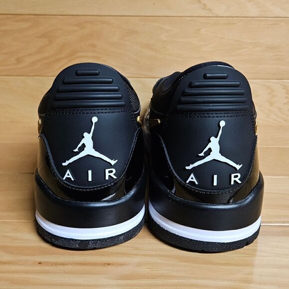 Nike Air Jordan Legacy 312 Low Size 9 Mens Shoe Black Metallic Gold CD7069-071 - Picture 10 of 13